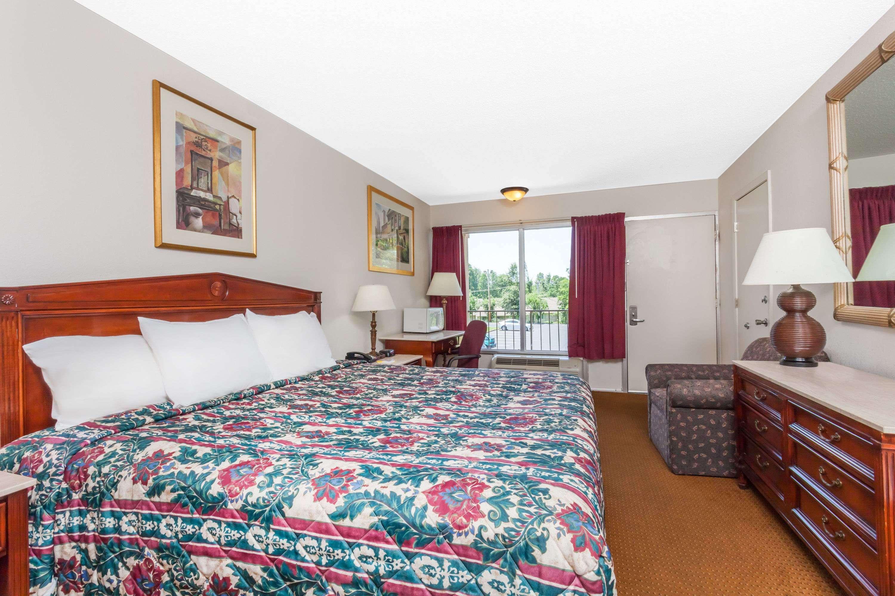 Rodeway Inn Owensboro Extérieur photo